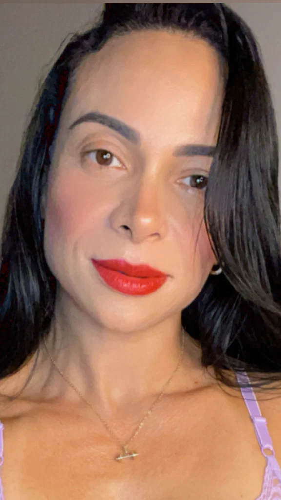 Mari Dantas's avatar
