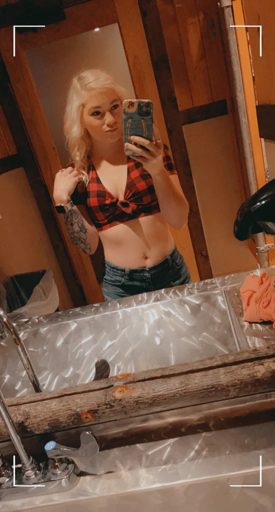Britt🥰's avatar