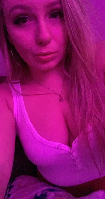 Sweet Mel's avatar