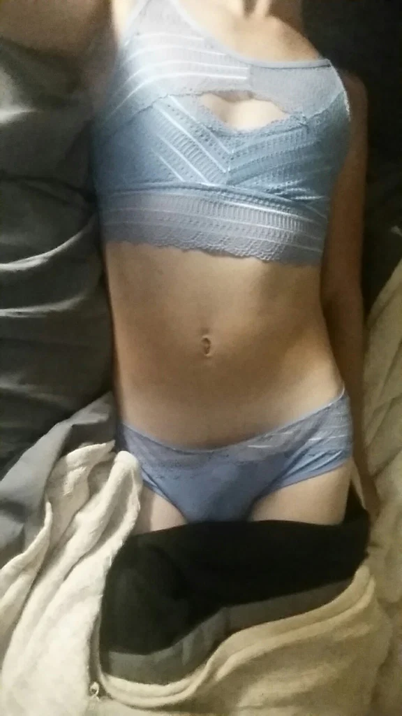 Submissivesubboy's avatar