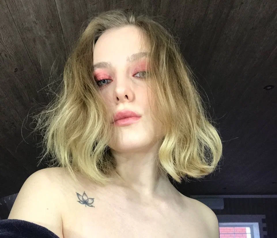 🥥Nina Palmer🥥's avatar