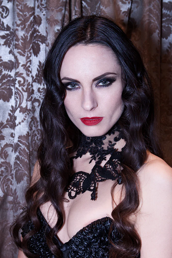 Mistress Firewolf's avatar