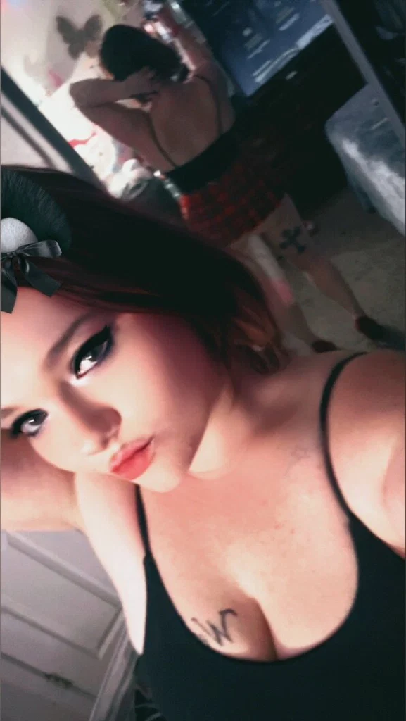 Ashley's avatar