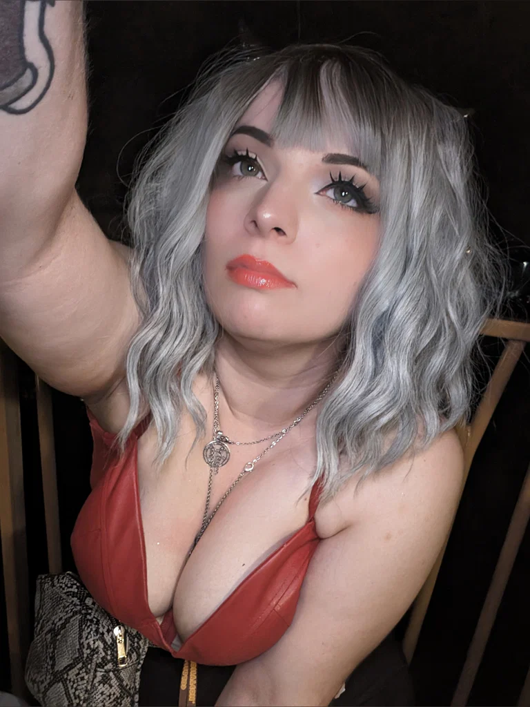 Sav Hound 💚(medical hiatus)'s avatar