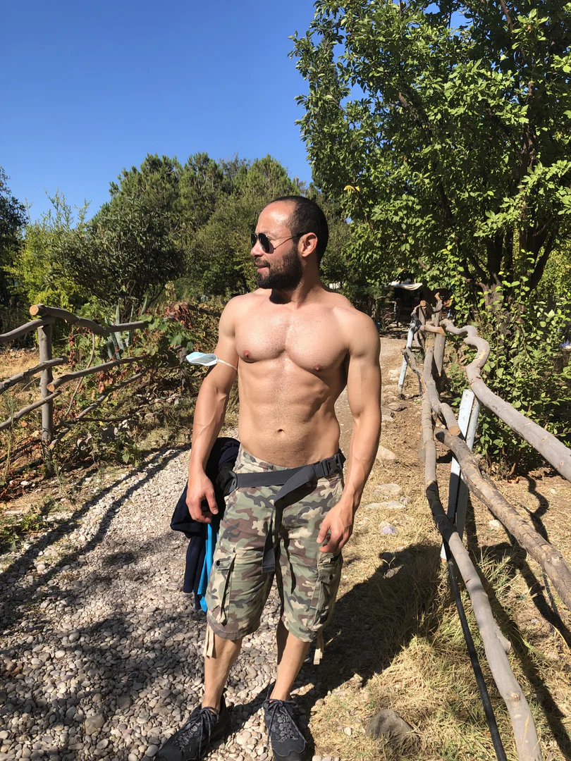 J_muscle profile banner