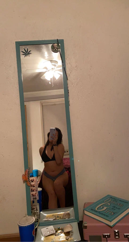 Seductive Sarah's avatar
