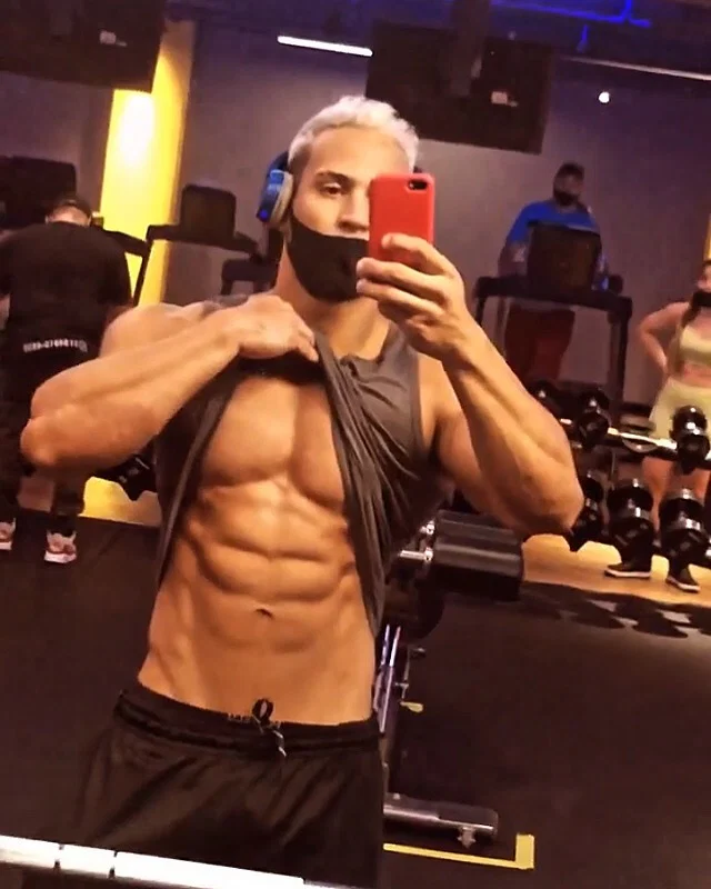 Lucas de Souza's avatar