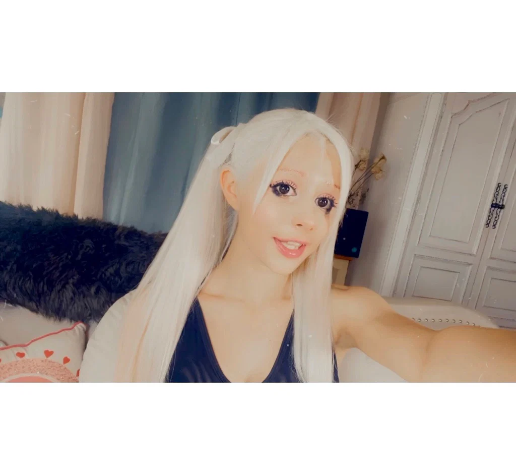 Bambi Doll's avatar