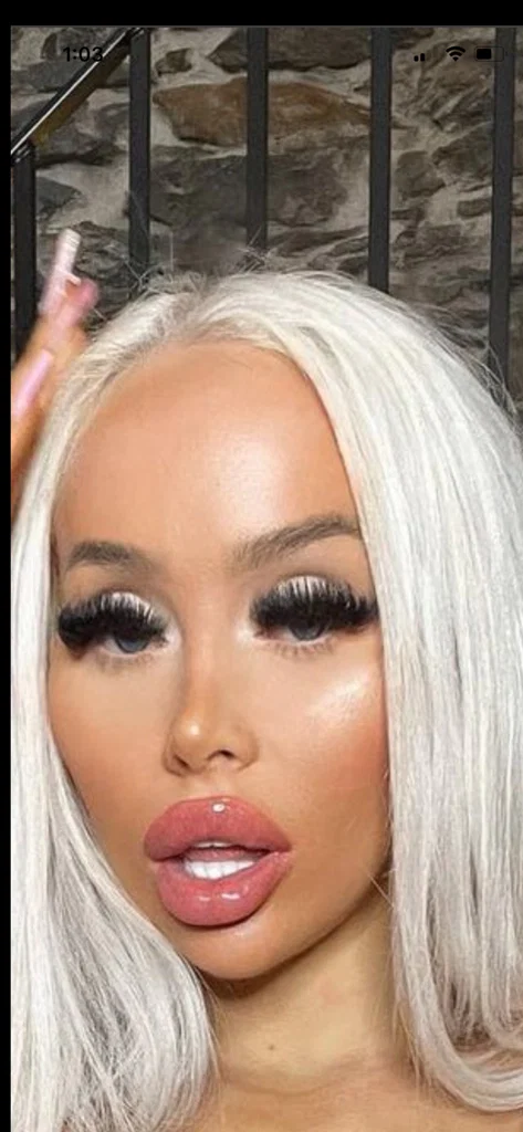 💕🏆DOLLY FREE PAGE🏆💕 60% OFF CUSTOMS!!'s avatar