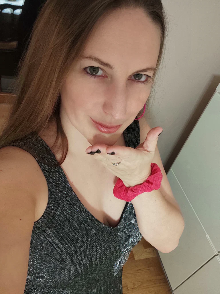 Miss Feet Tender's avatar
