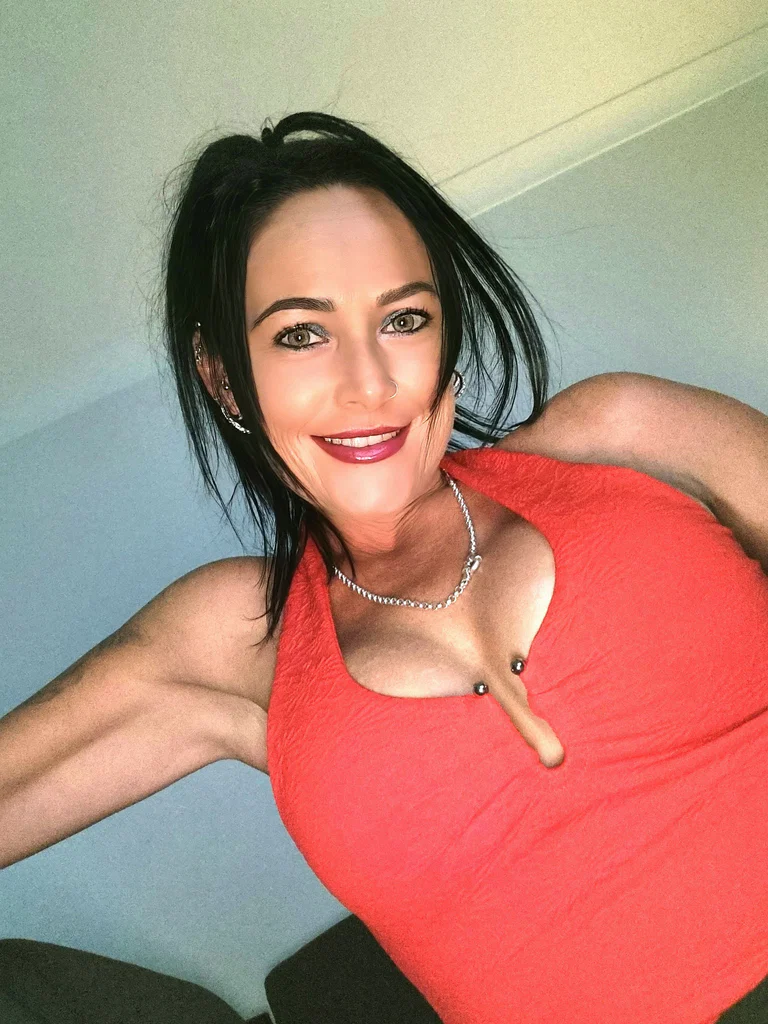Lucy Starr ⭐️'s avatar