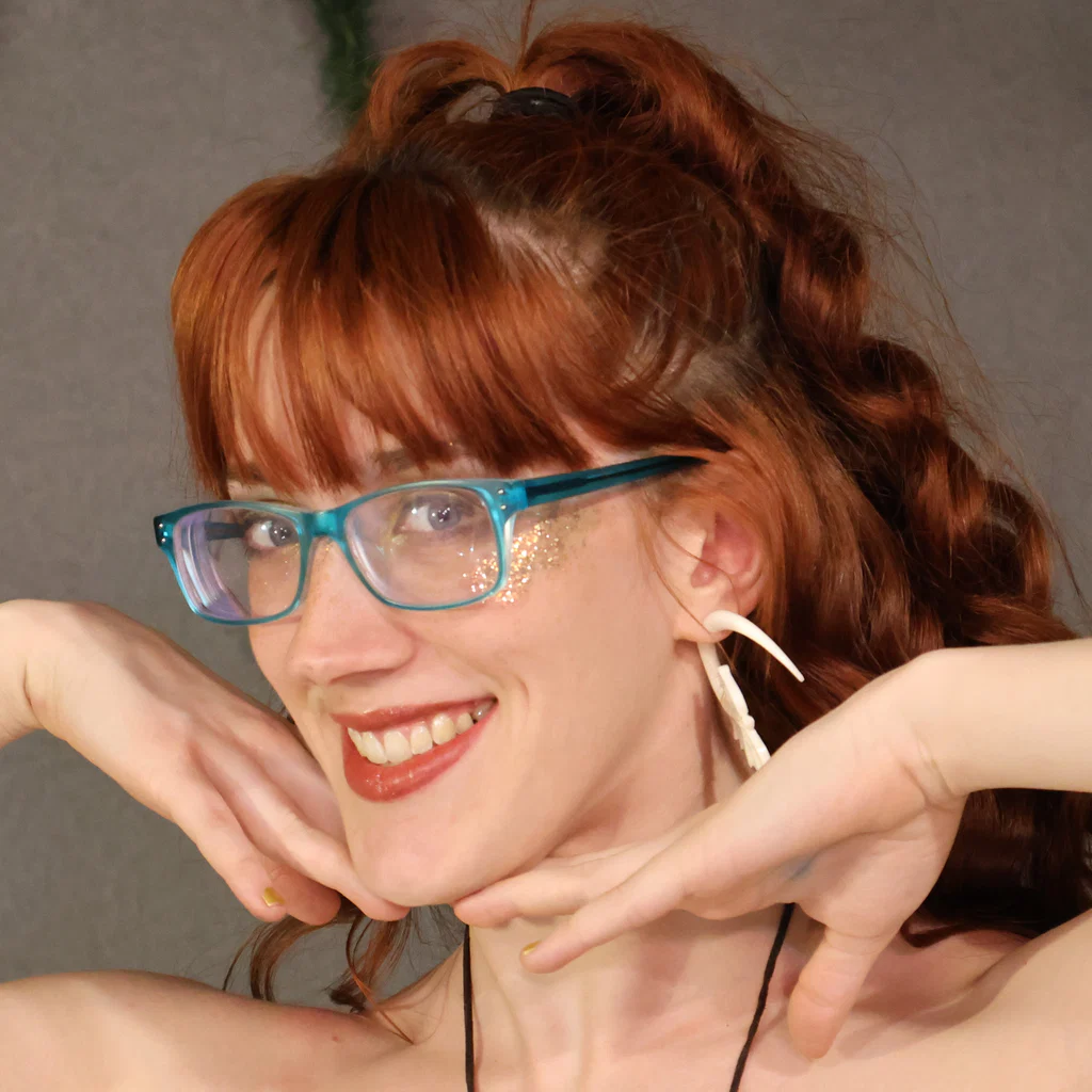 Britt Rachelle's avatar