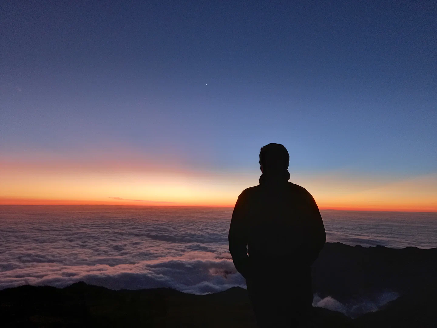 Rómulo profile banner