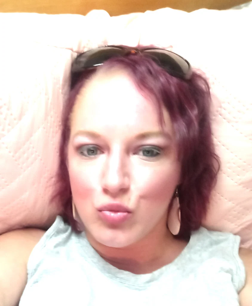 VioletteVibrations's avatar