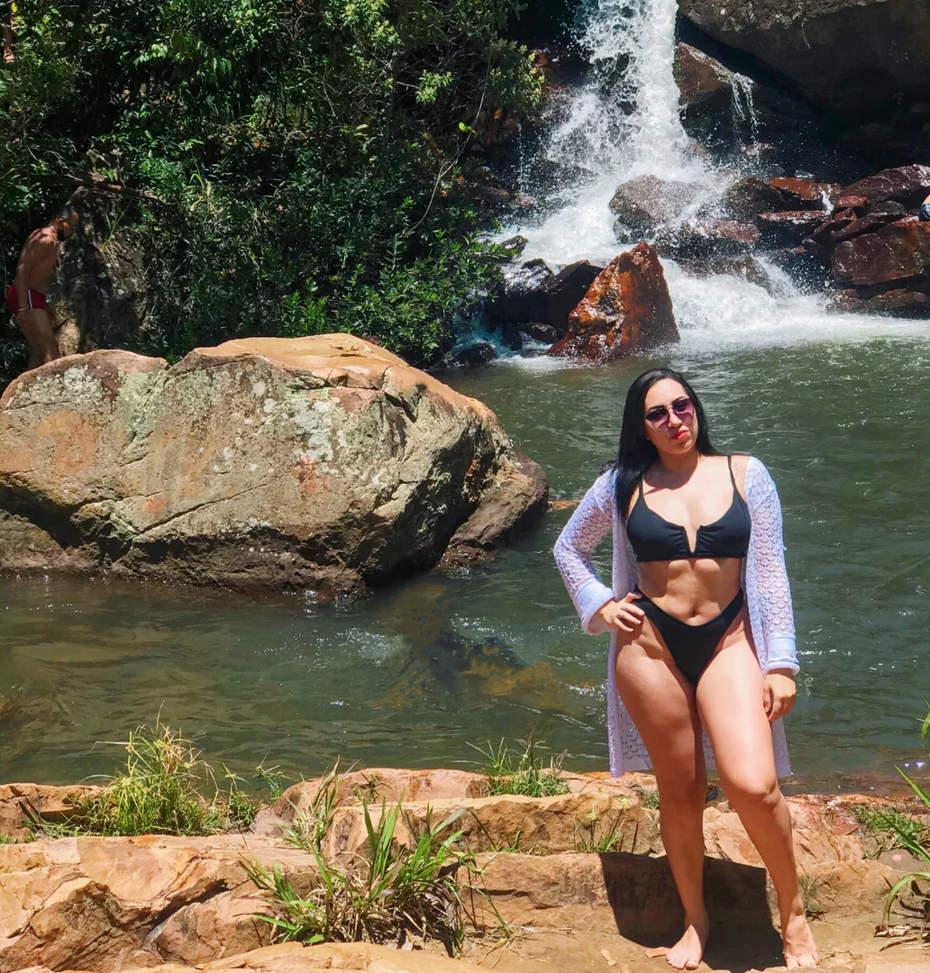 Ariane Santos profile banner