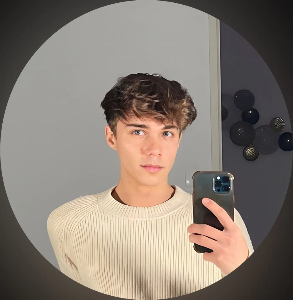 TOM 🇫🇷's avatar
