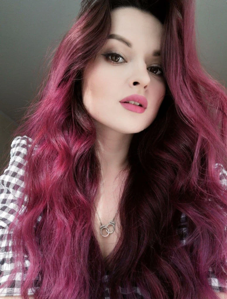 Ksusha Luna's avatar