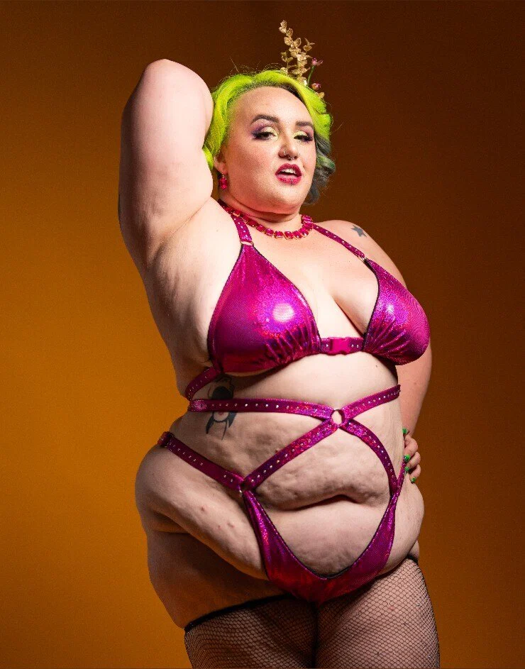 Mia Moore's avatar