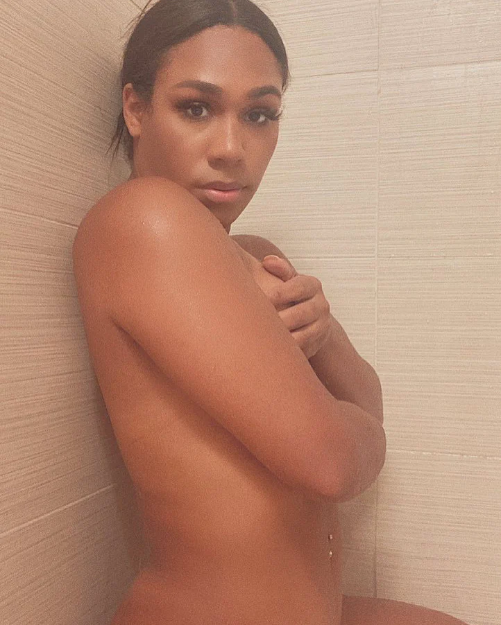 Selene Santos's avatar
