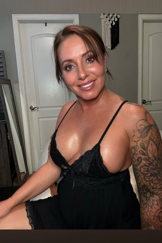 Midwest Mom FREE's avatar
