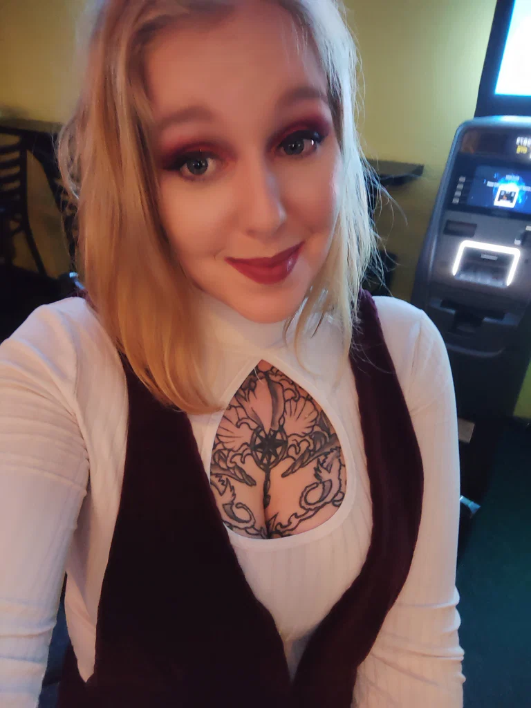 BrattySiren94's avatar