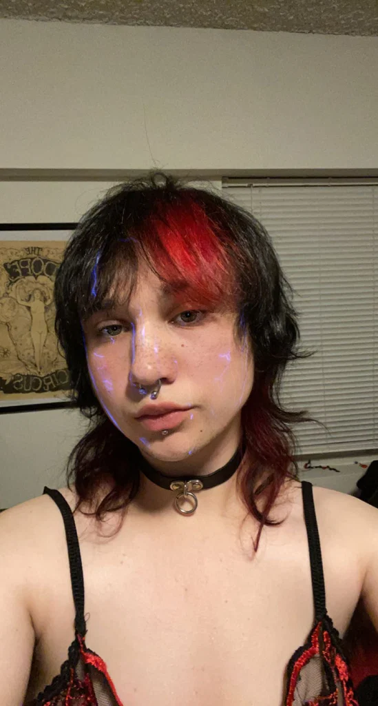 ✨LUXEFER (catboy slave)'s avatar