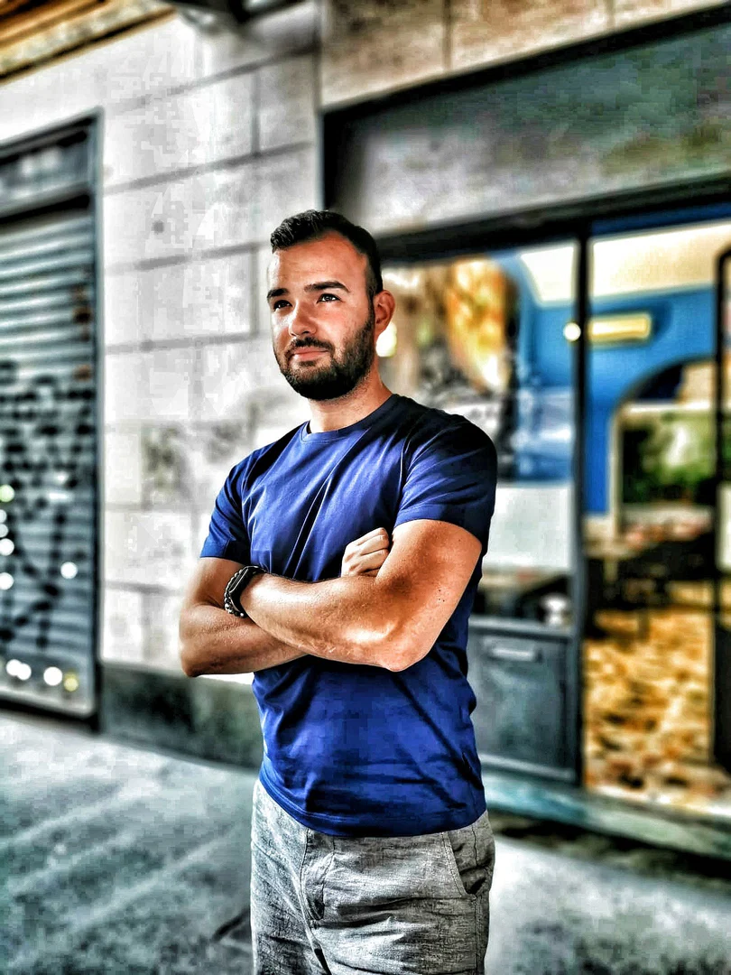 Andrei Diaconu profile banner