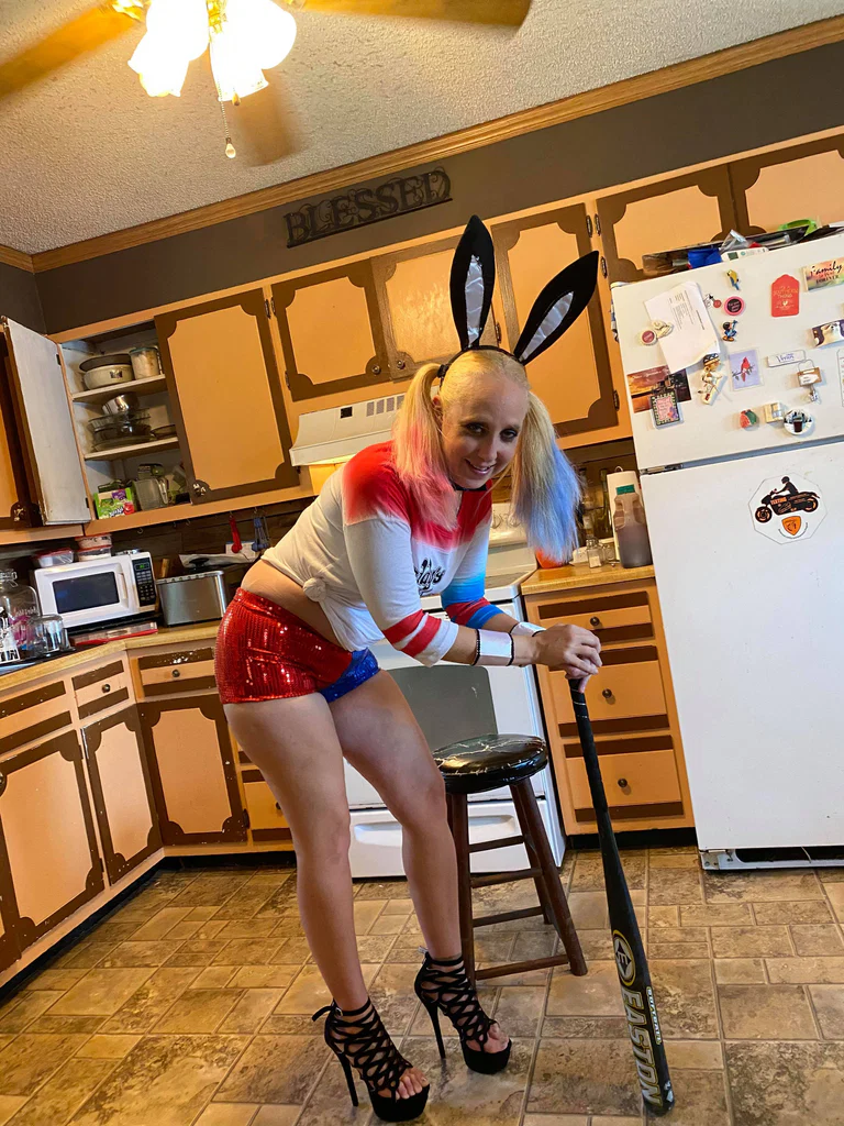 Swinger-girl's avatar
