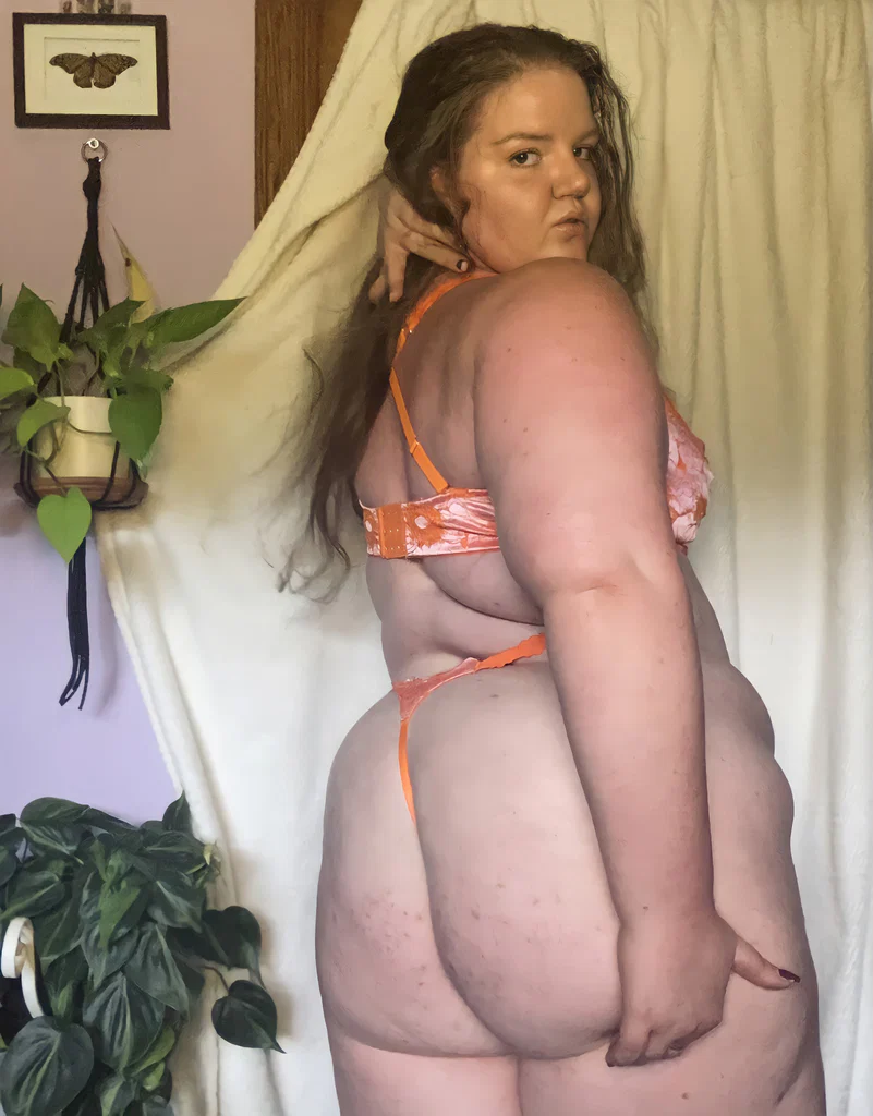 good kitty honey 🧸's avatar