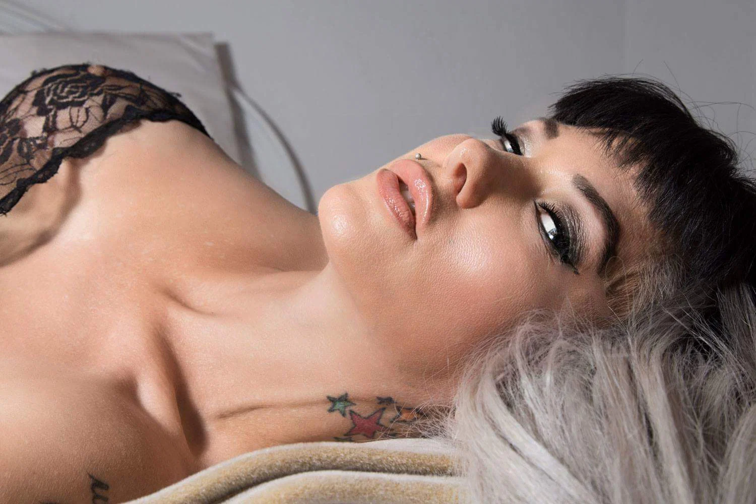 Carrie Ann profile banner