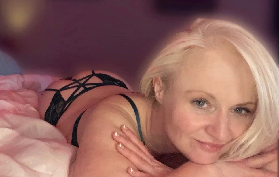 Courtney's Corner USA profile banner