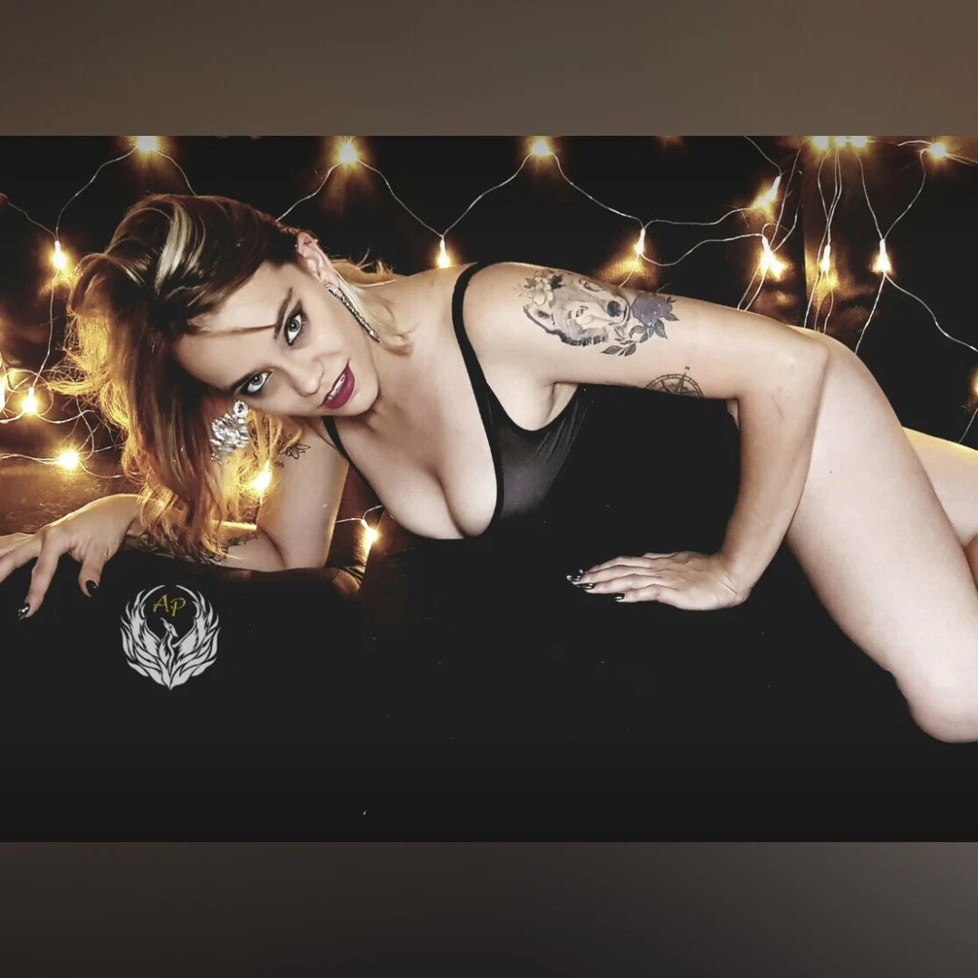 π¬πππππ π»ππππππ βVIPβ profile banner