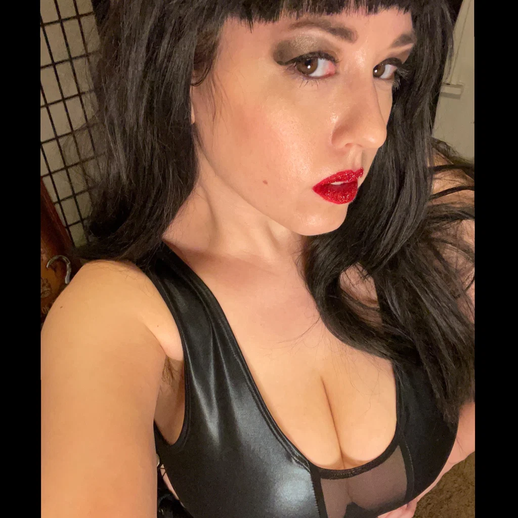 Tow Truck Tina's avatar