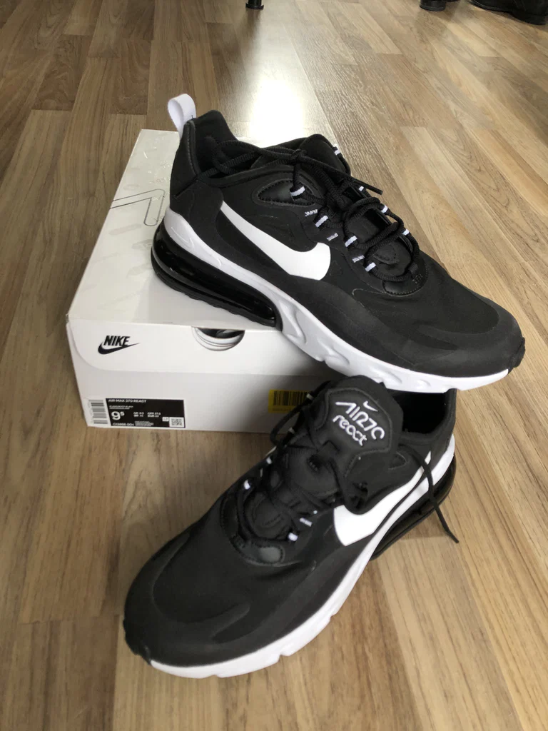 Horny Nike sneakers's avatar
