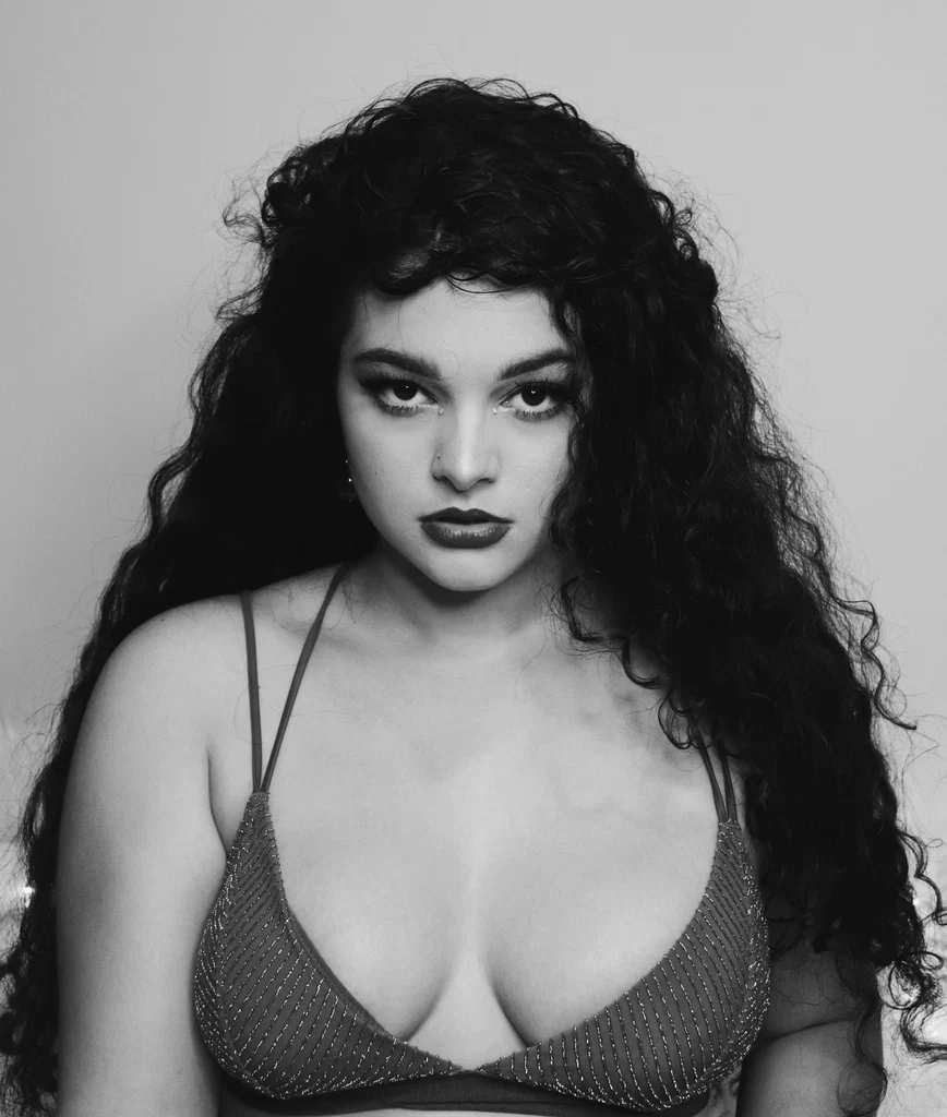 Vicky ✨'s avatar