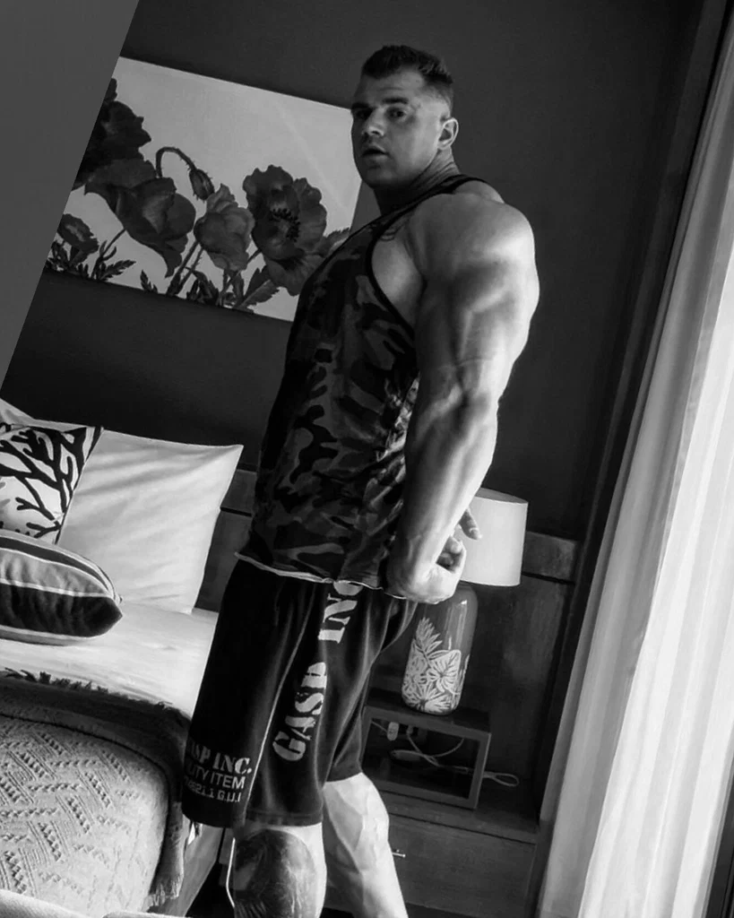 StrongGod007's avatar