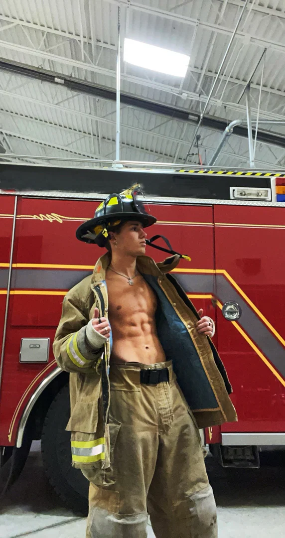 Gavin Kernstine profile banner