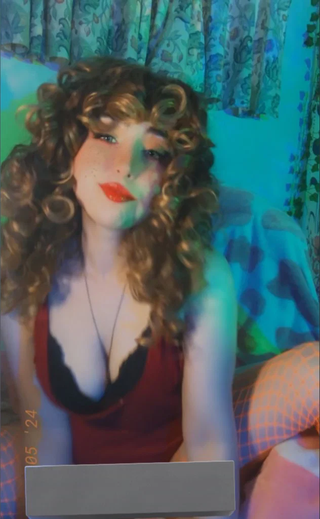 Evie Lane's avatar