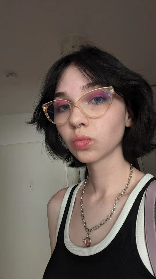 Kayra's avatar