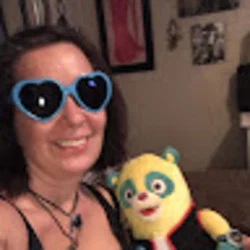 Luvjunkie06's avatar