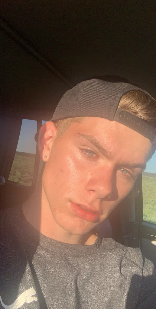 Joseph 🍆💦's avatar