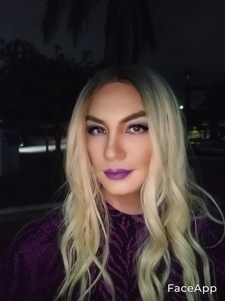 Ale Cassandra Maya's avatar