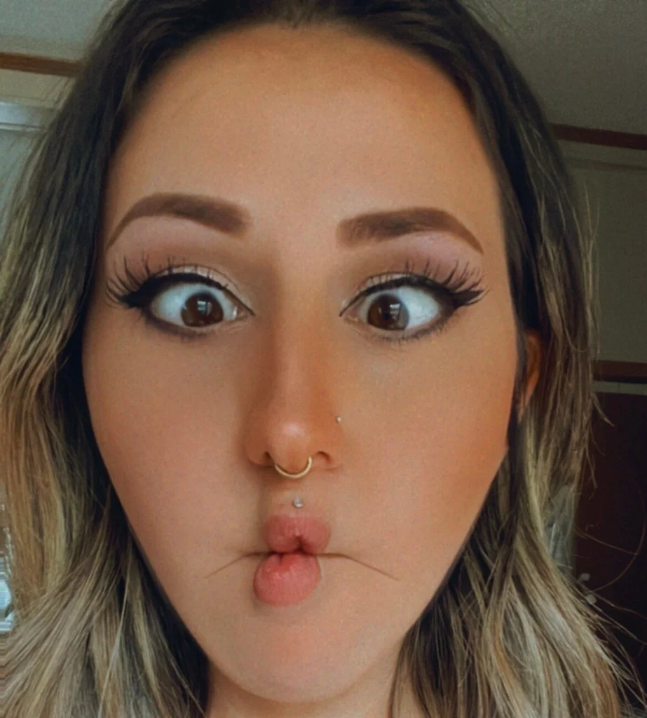 Tiffani RoseVIP's avatar
