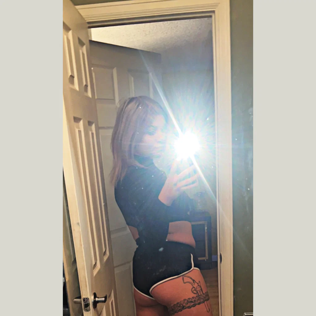 Babygirl Tay_tay 🙈💋's avatar