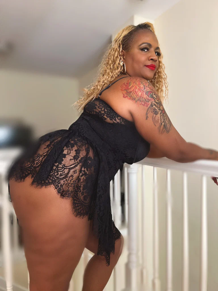 NAUGHTY 😈 TALES AND TOY 🍆 STORIES's avatar
