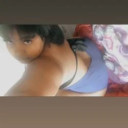 CaramelDripp💦💜😋's avatar
