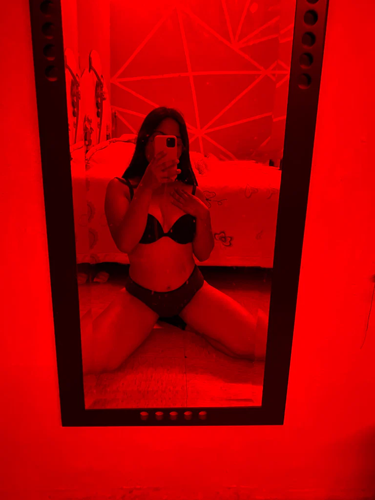 Faceless chic's avatar