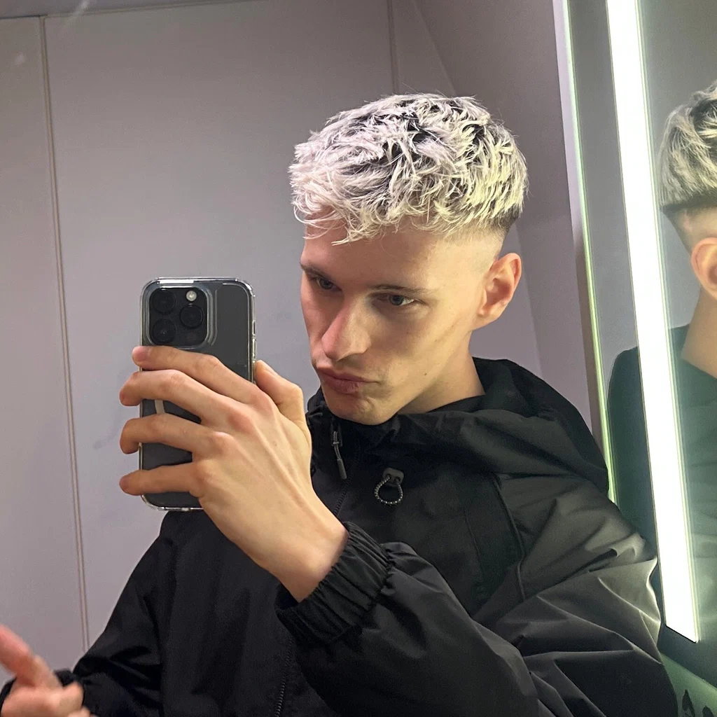 Jakob 🇩🇪's avatar