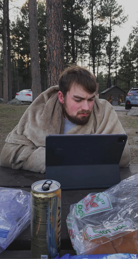 Midwestern Couple's avatar
