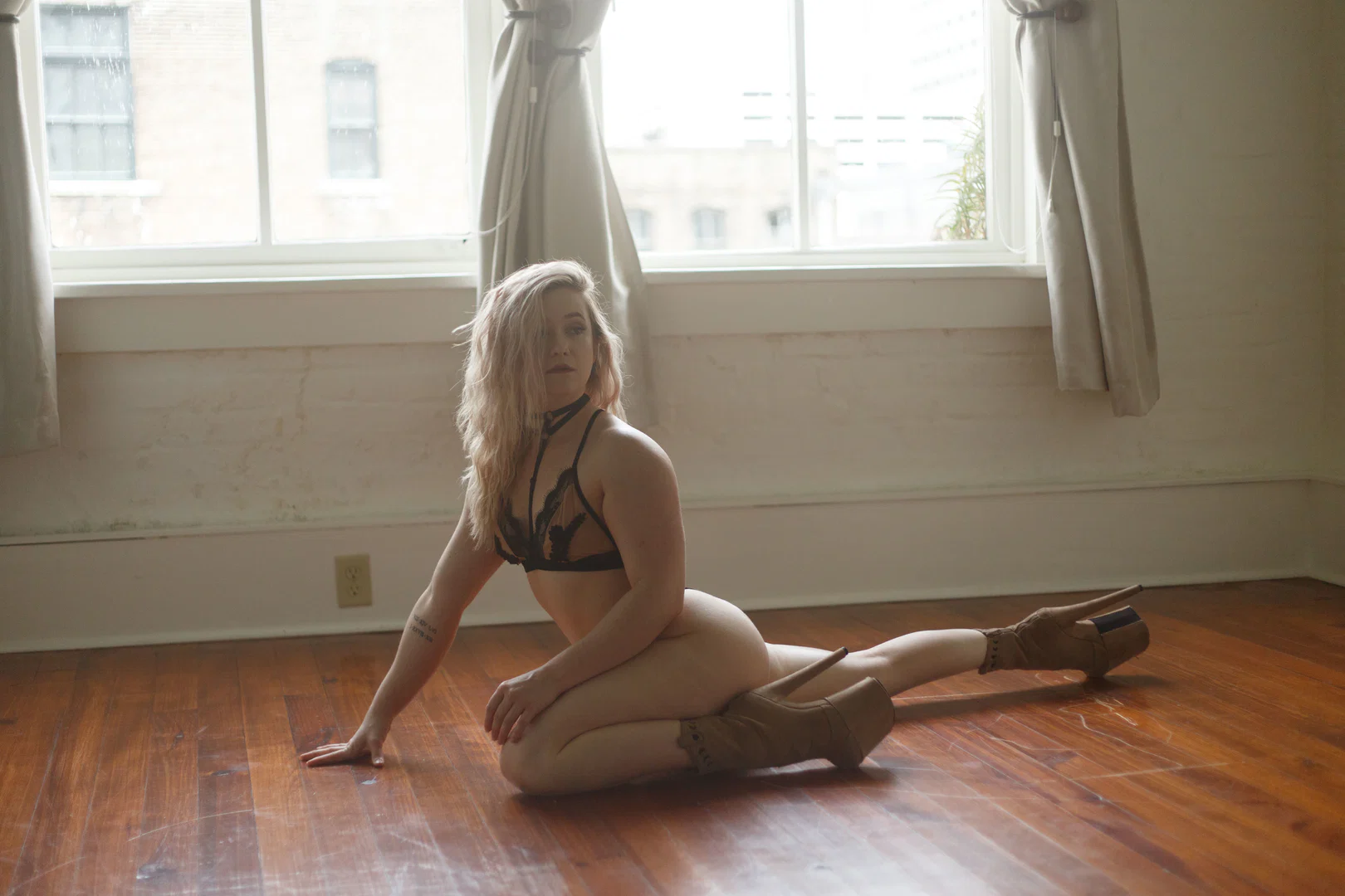 Dallas Marie Alexander profile banner